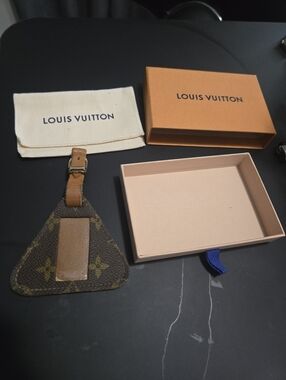 vintage louis vuitton name tag